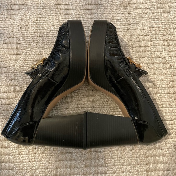 Circus by Sam Edelman Black and Gold Platform Shoes - Picture 6 of 7